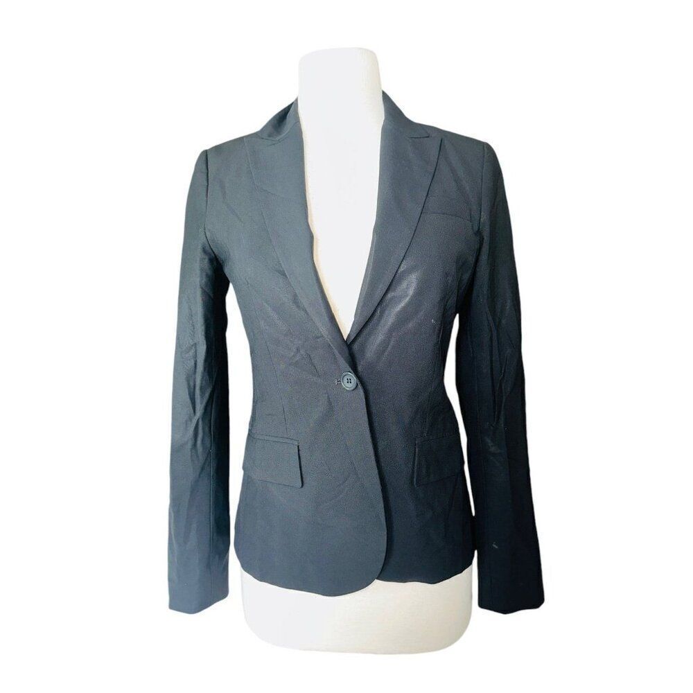 FB12 Theory Black Blazer Womens size 4 Classic one Button Work Career Trendy
